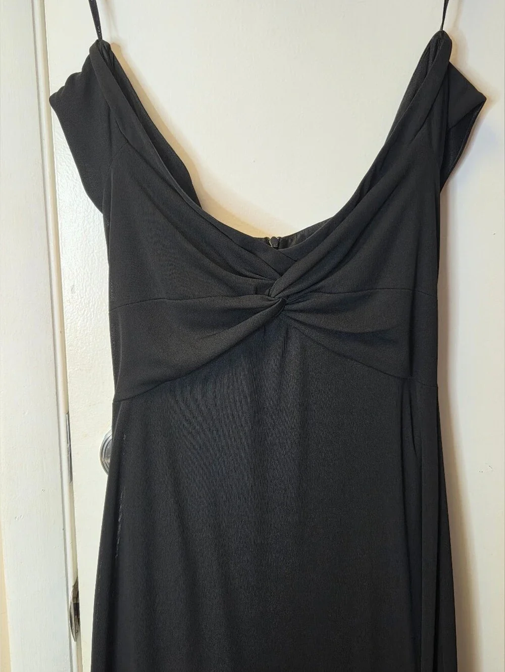 David Meister Black Twist Bust Cap Sleeve Maxi Gown Dress Size 2 Formal